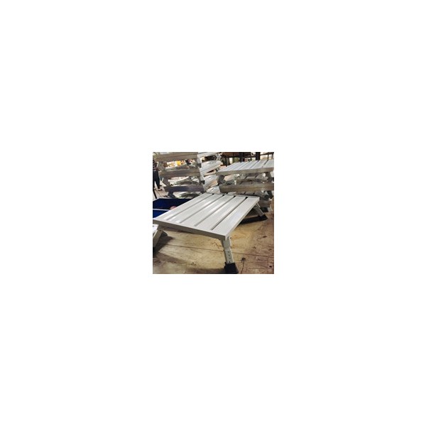 Aluminum working table