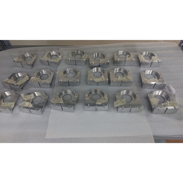 精密機械部品 A6061