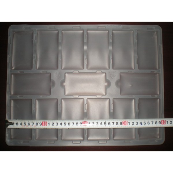 Packaging products such as corrugated plastic boxes and vacuum formed trays