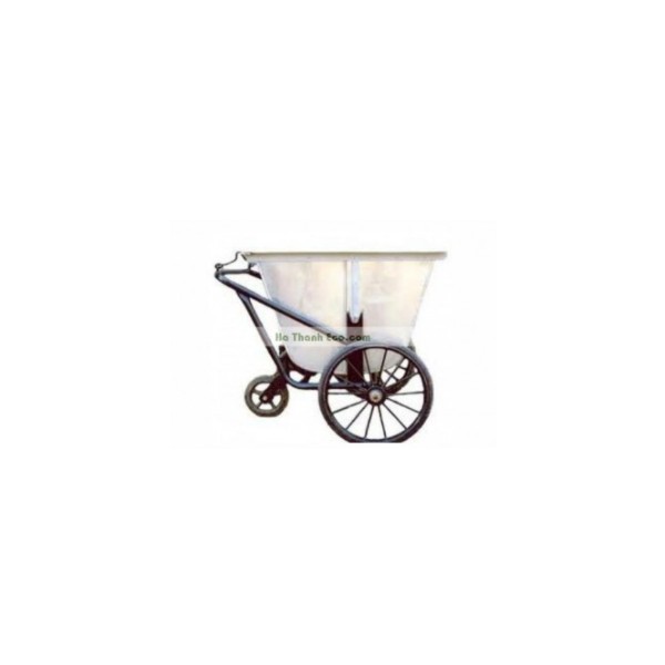 Garbage truck