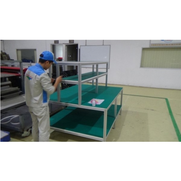 Workbench, stainless steel table