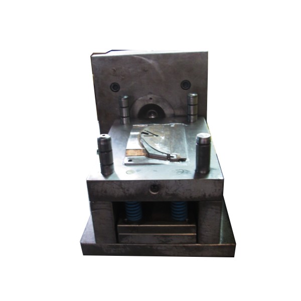 Plastic injection molding mold