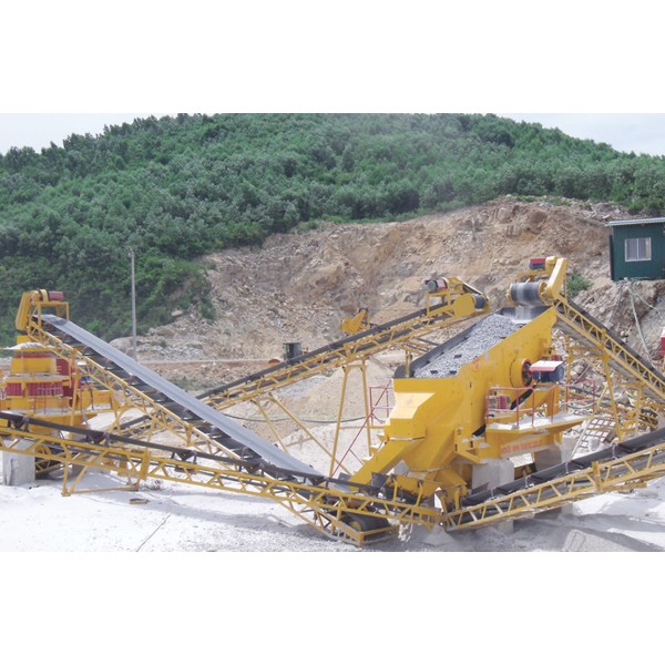 Stone crushing line 250 tons/hour throughput and installation