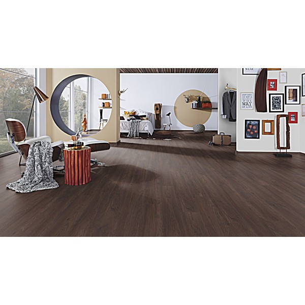 wooden floor