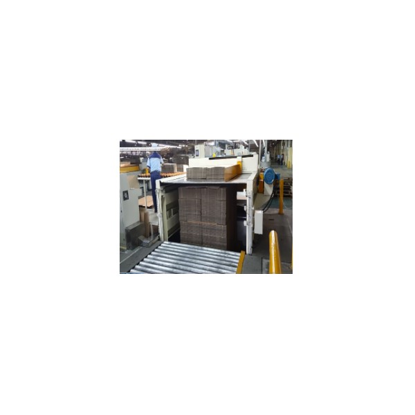 máy xếp pallet