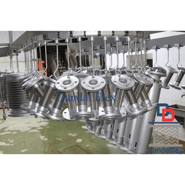 Expansion joint