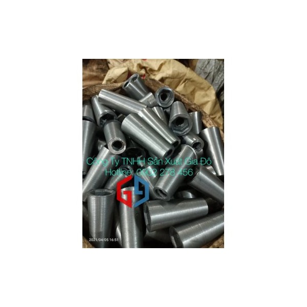 Elongated Round Nut