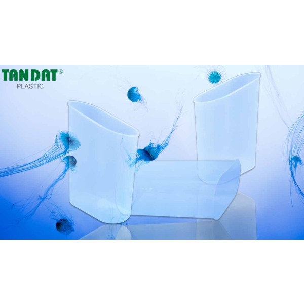 Food containers
