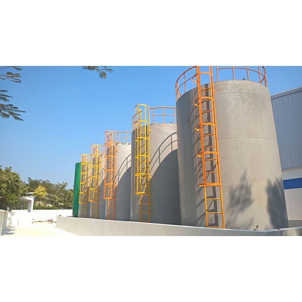 Industrial storage tank