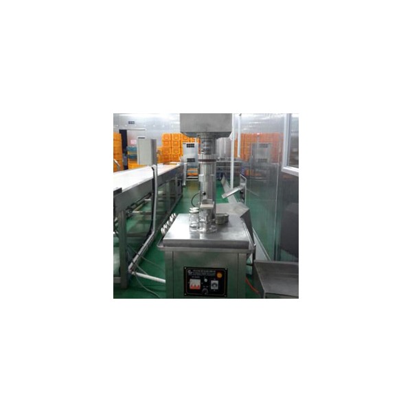 Máy vặn nắp chai bán tự động