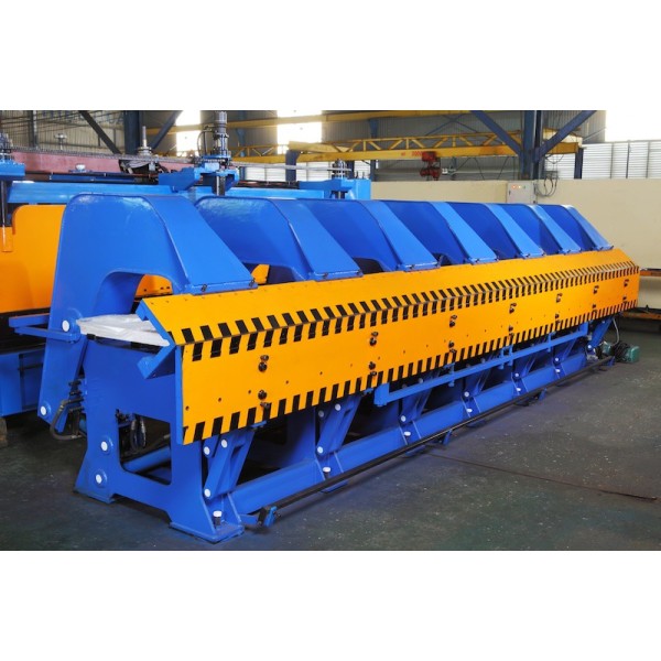 Sheet metal folding machine