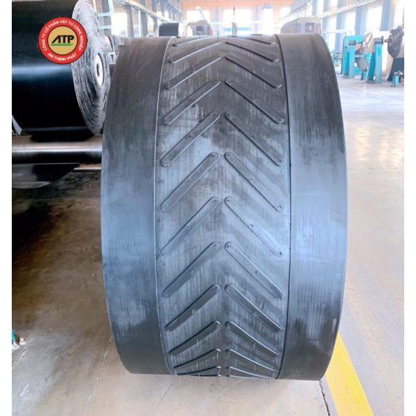 Tất cả các loại băng tải cao su có gân