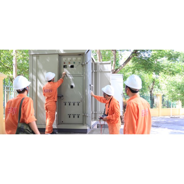 Compact substation