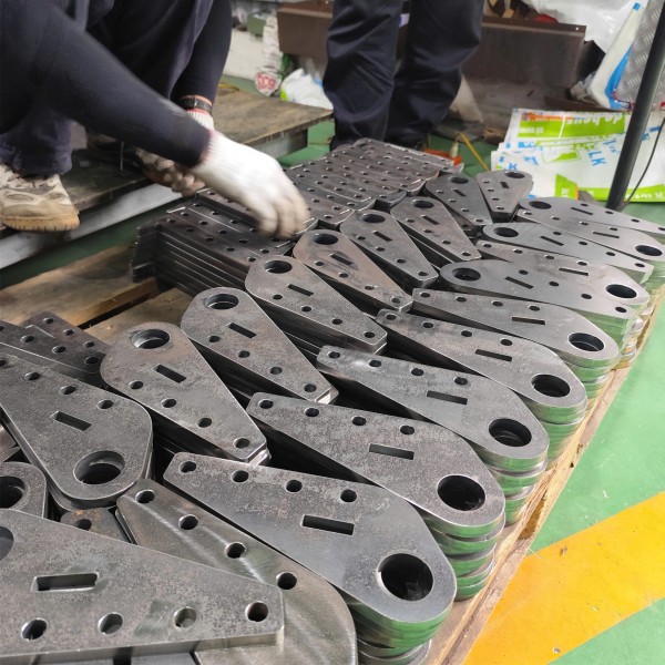 Dịch vụ cắt laser CNC và gia công theo yêu cầu các loại chi tiết