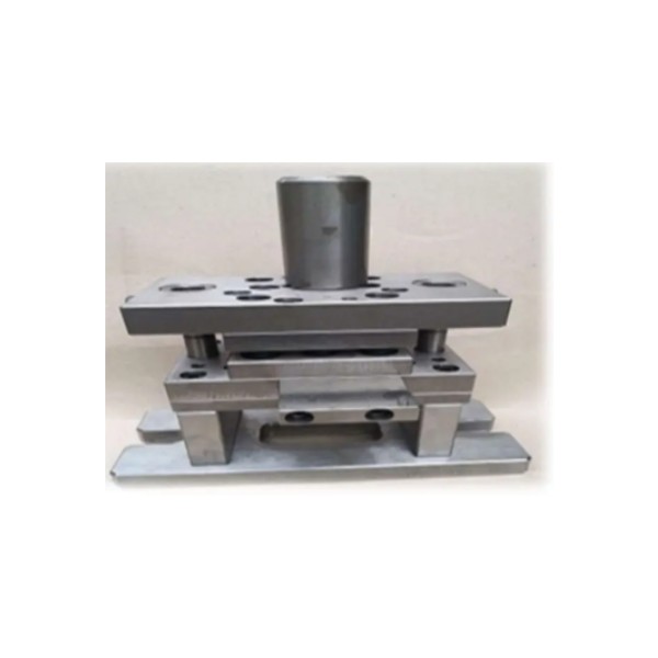 Gia công khuôn đột dập