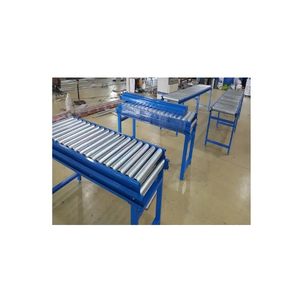 Roller conveyor