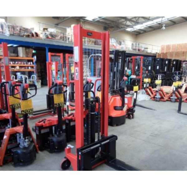 Hand pallet truck