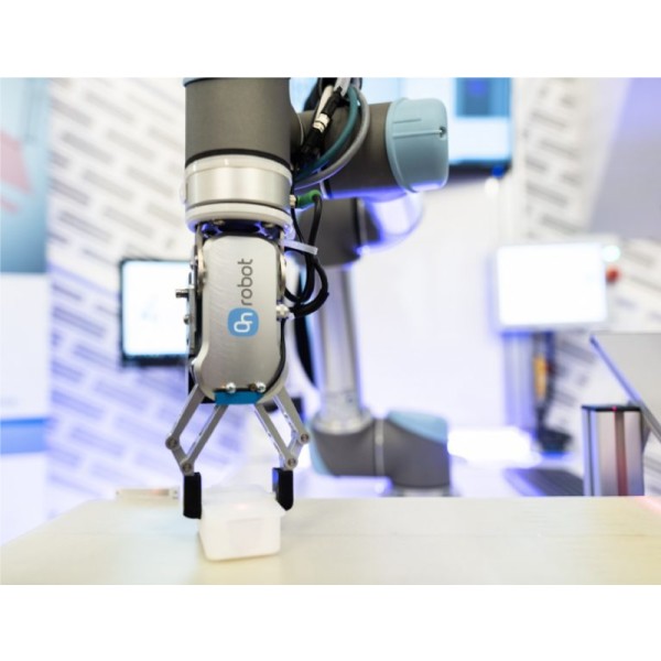 Robot arm for product gripping