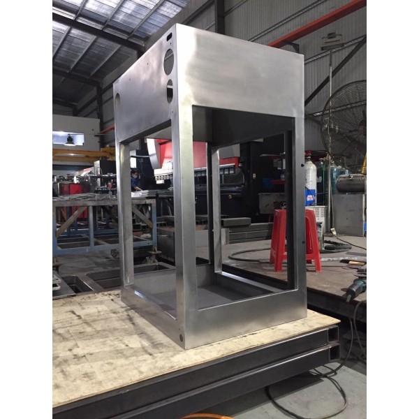 Vỏ máy CNC