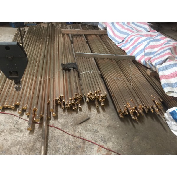Hexagonal Threaded Pipe