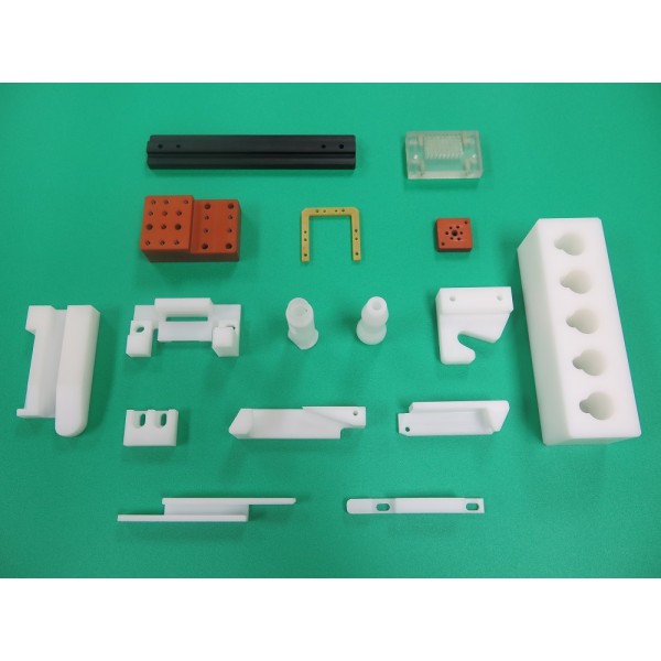 精密加工部品（樹脂）