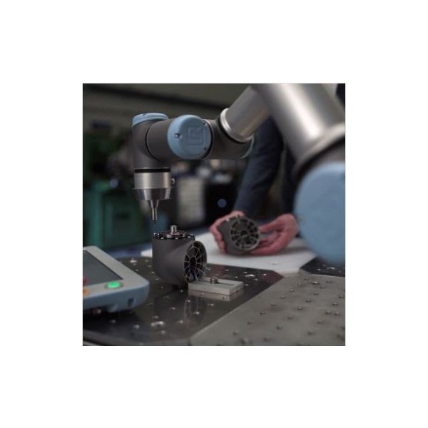 UNIVERSAL ROBOTの産業応用
